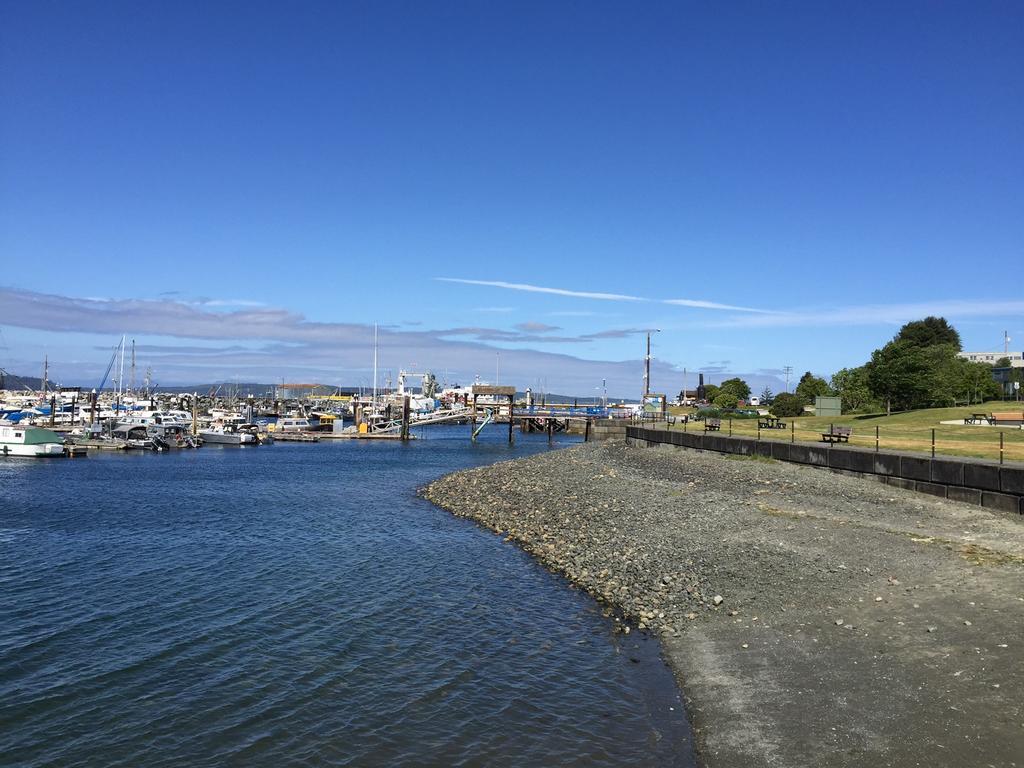Haida Way Motor Inn Port McNeill 외부 사진