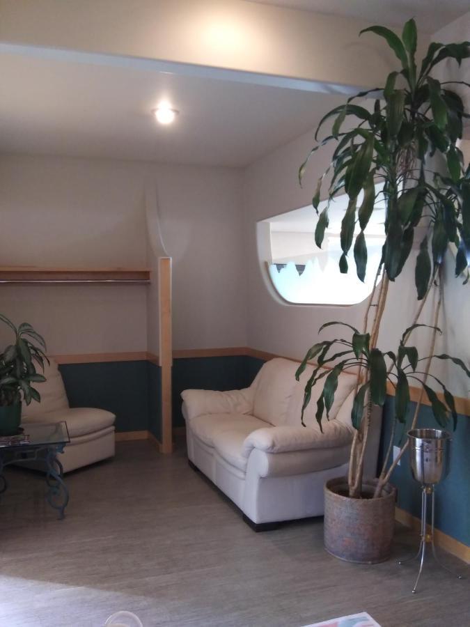 Haida Way Motor Inn Port McNeill 외부 사진